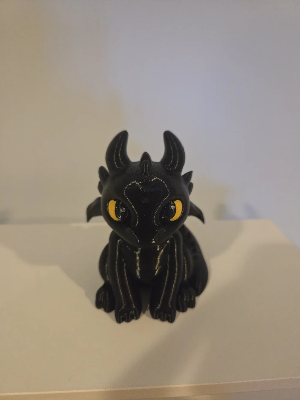 Black Dragon Controller Stand with Yellow Eyes